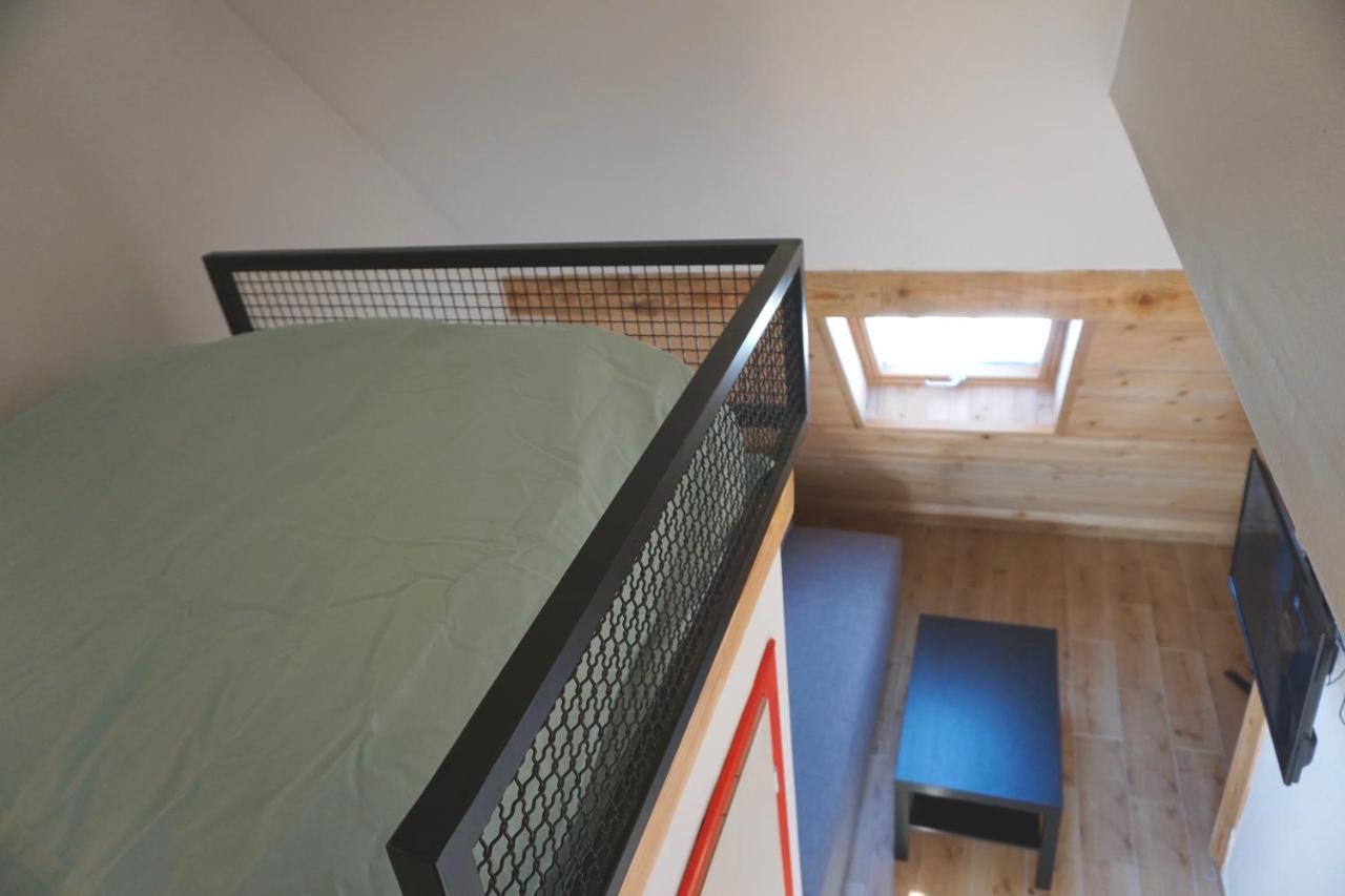 Montana Hotel Lisina Eksteriør billede