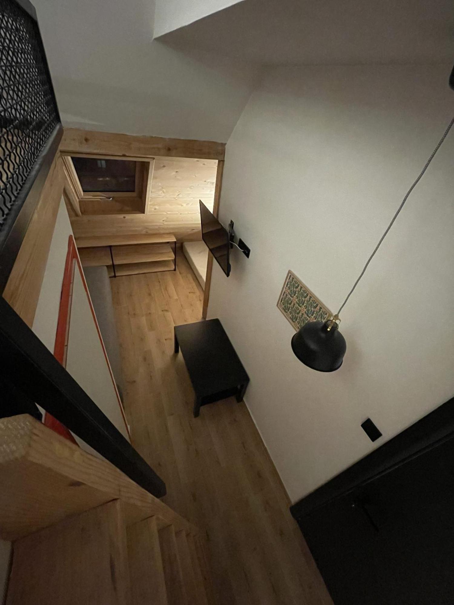 Montana Hotel Lisina Eksteriør billede