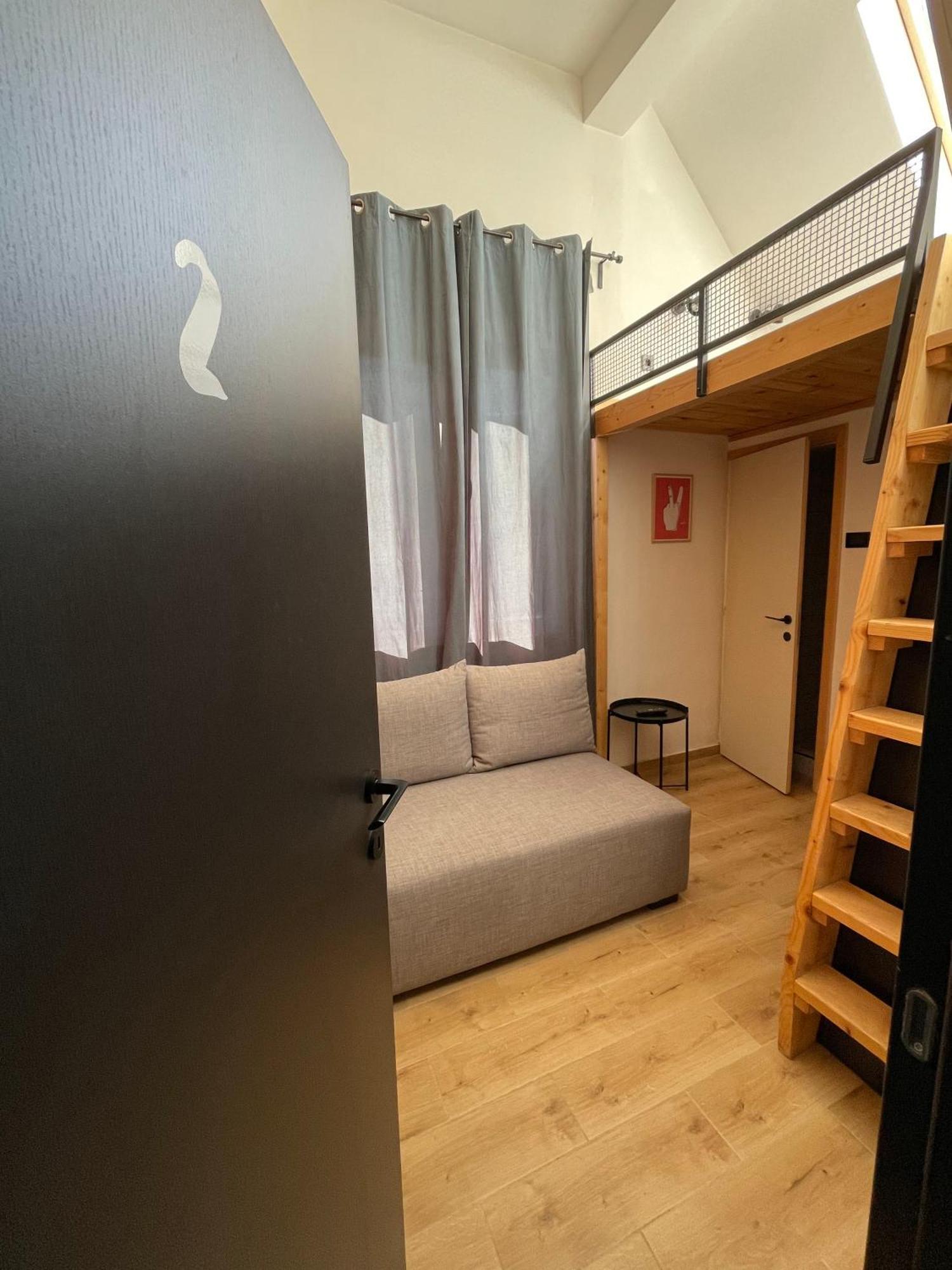 Montana Hotel Lisina Eksteriør billede